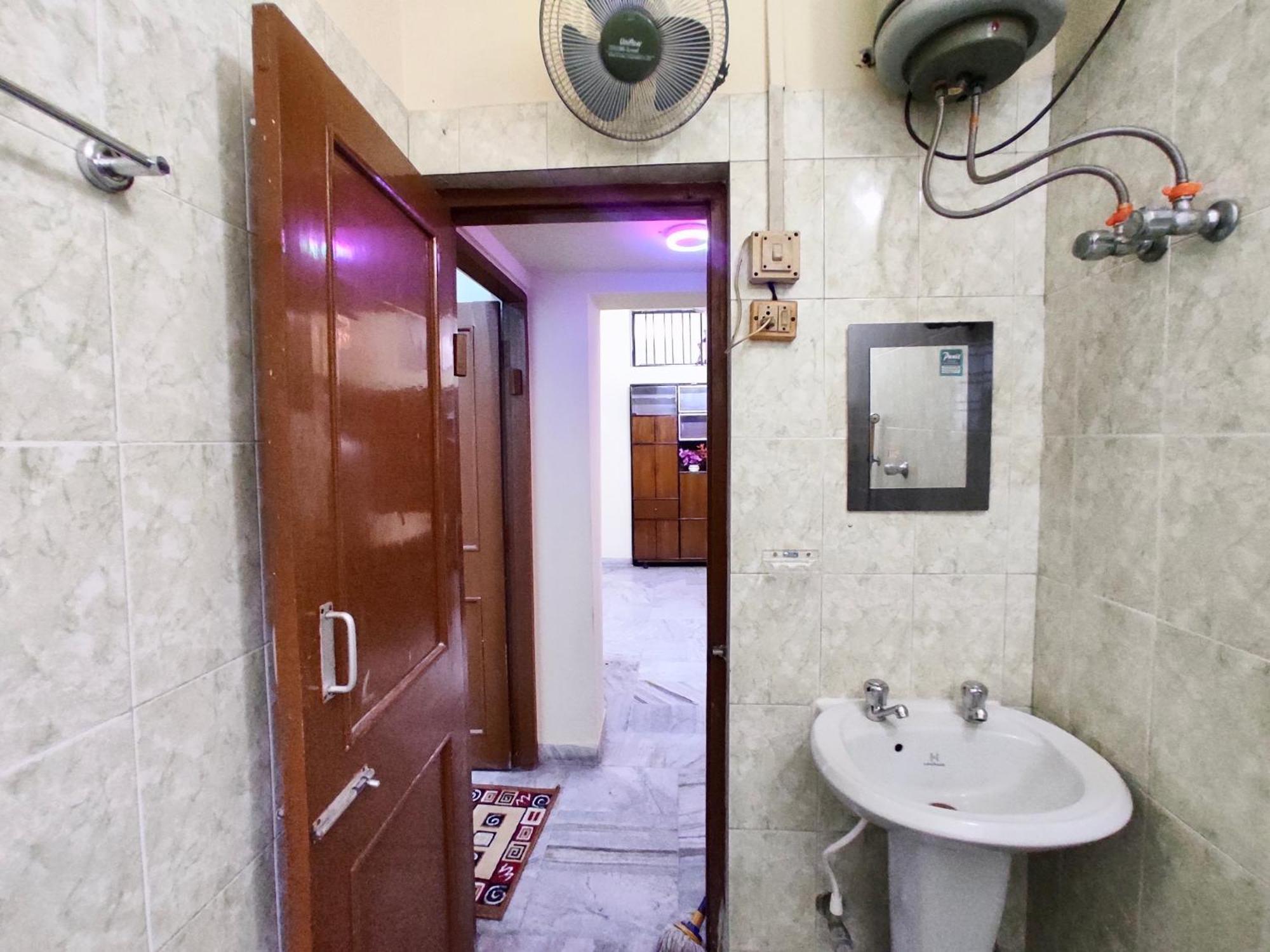 Spacious 3Bhk House Opp South City Mall Kolkata Exterior photo